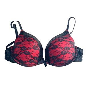 Super sexy red and black satin and sequin bra 36 B